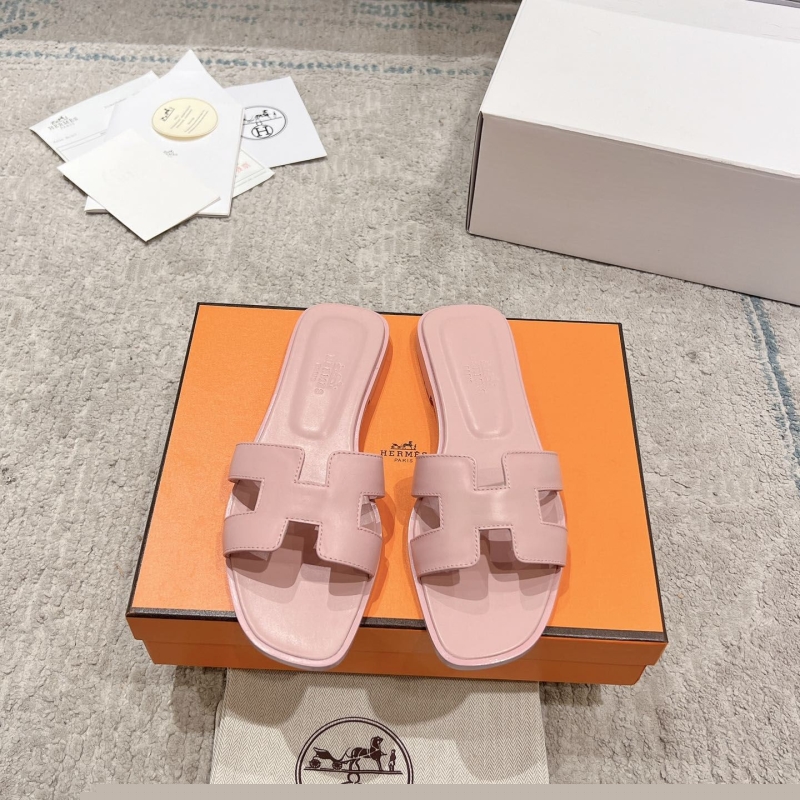 H**mes slippers